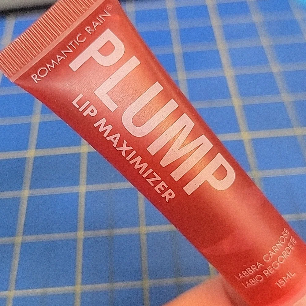 Lot of 4  Lip Gloss & Plumper New
